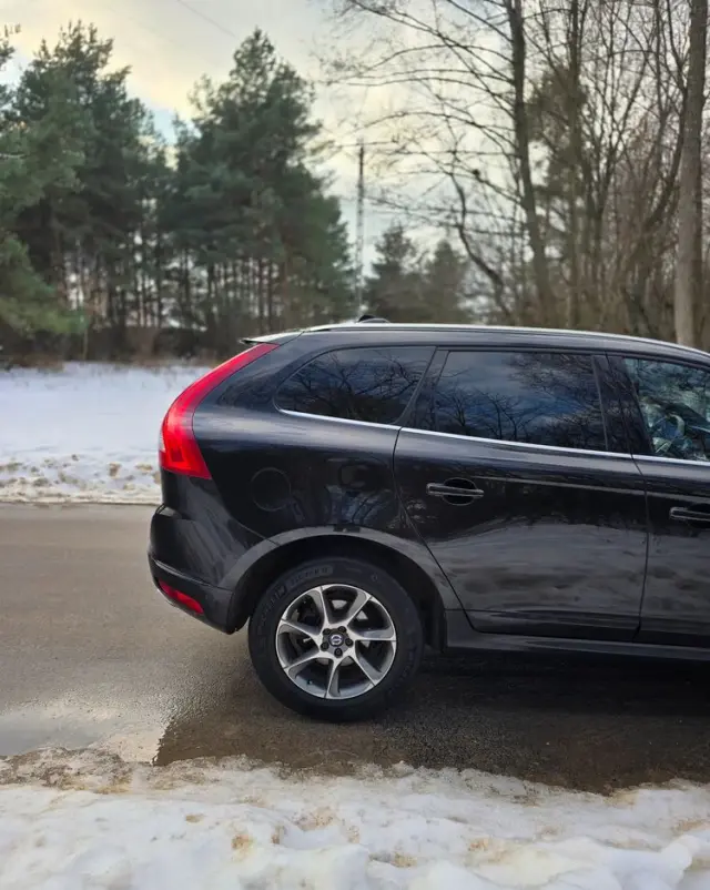 VOLVO XC 60 D4 Drive-E Ocean Race