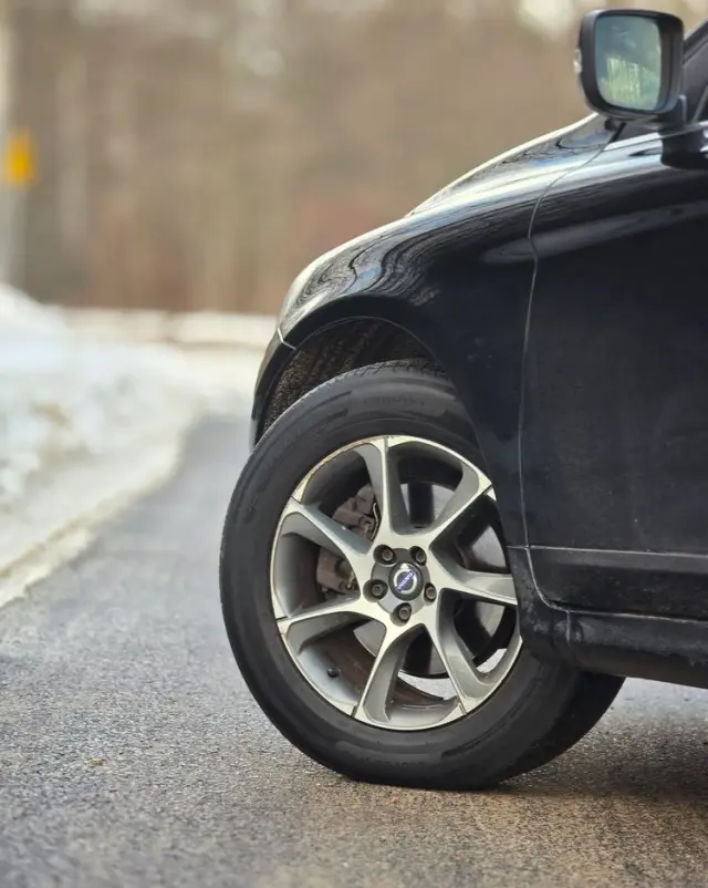 VOLVO XC 60 D4 Drive-E Ocean Race