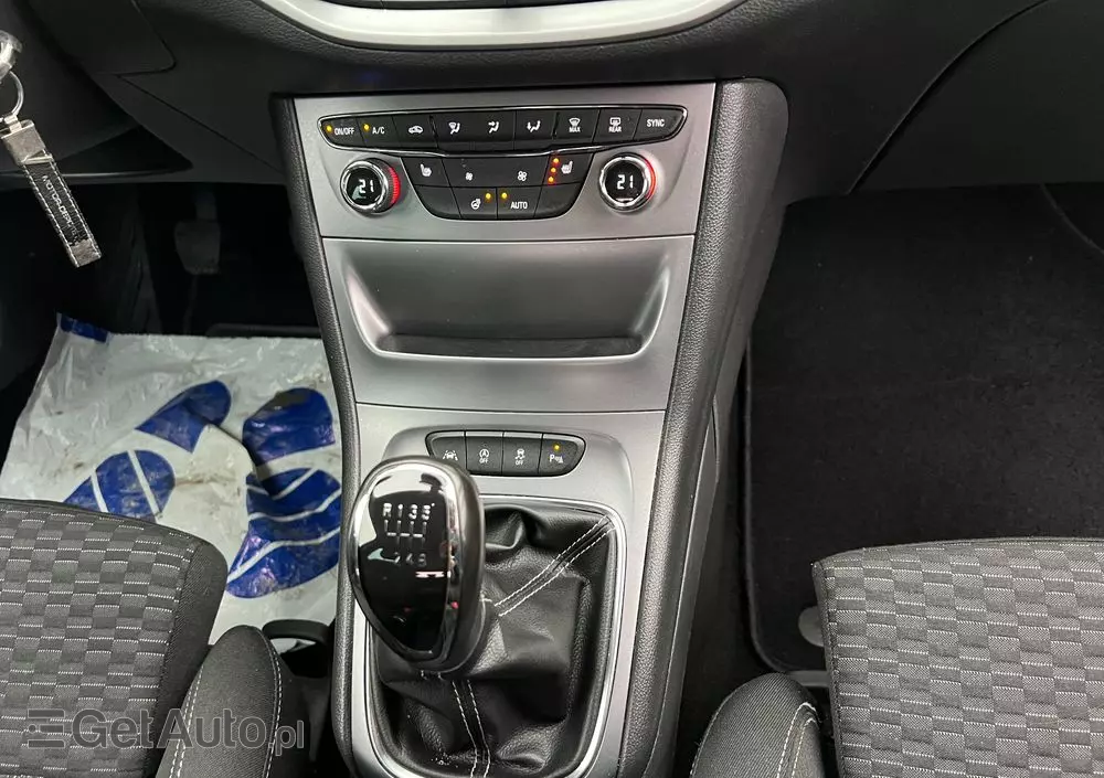 OPEL Astra 1.4 Turbo Sports Tourer Dynamic