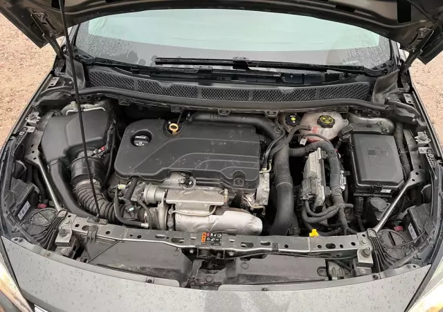 OPEL Astra 1.4 Turbo Sports Tourer Dynamic