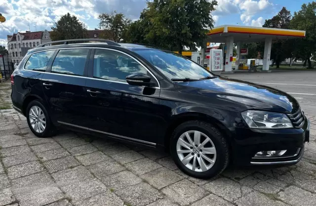VOLKSWAGEN Passat 2.0 TDI (140 KM)