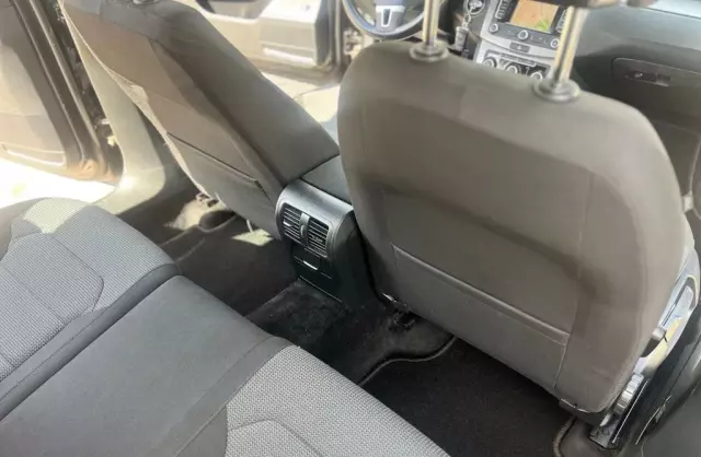 VOLKSWAGEN Passat 2.0 TDI (140 KM)