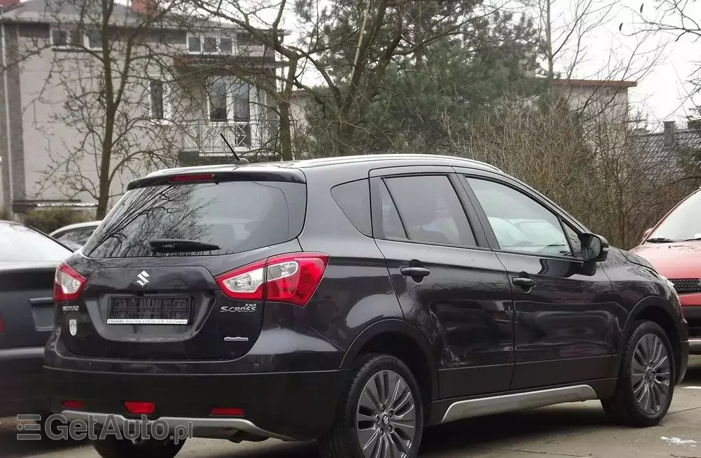SUZUKI Sx4 