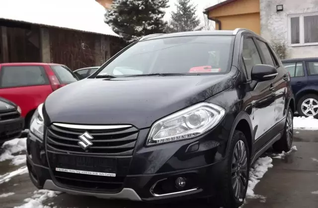 SUZUKI Sx4 