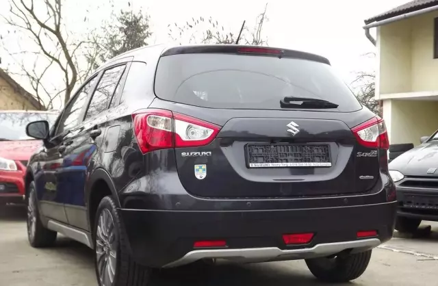 SUZUKI Sx4 