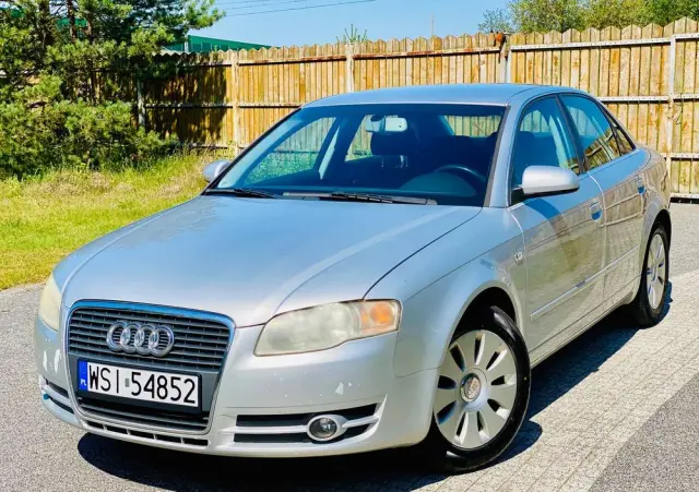 AUDI A4 