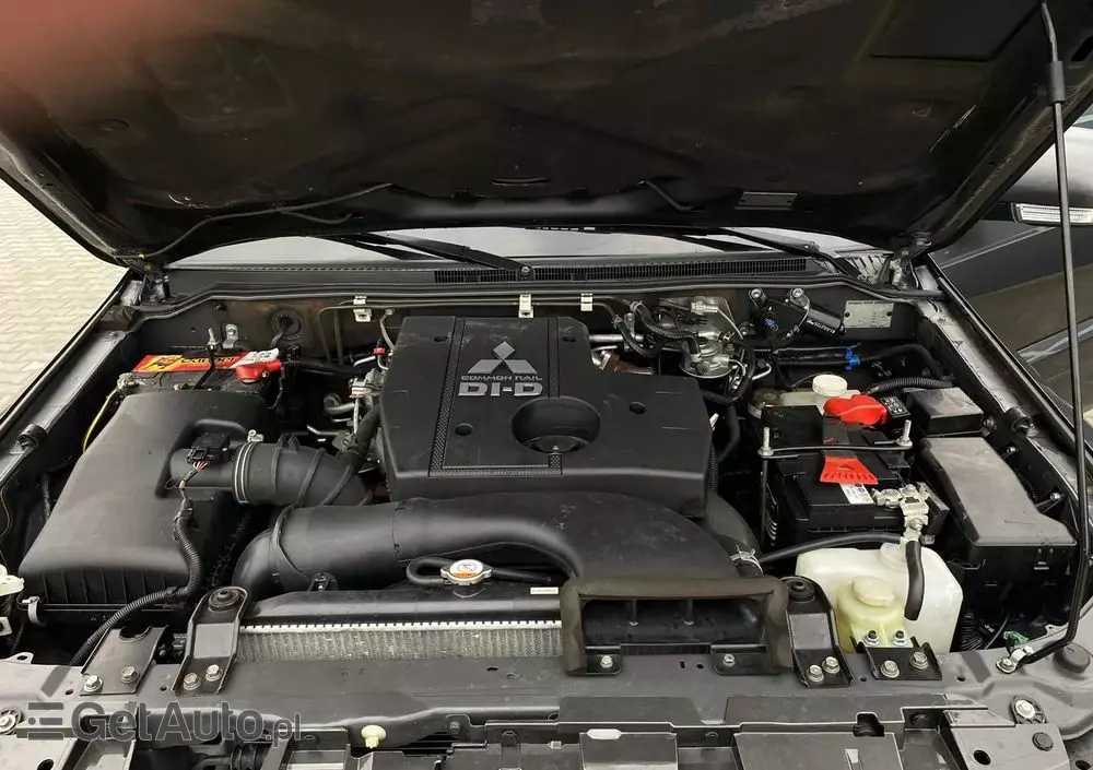 MITSUBISHI Pajero 3.2 DID Instyle EU6