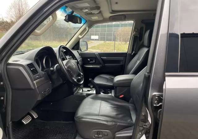 MITSUBISHI Pajero 3.2 DID Instyle EU6