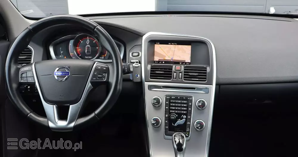 VOLVO XC 60 D4 AWD Summum