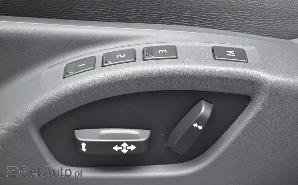 VOLVO XC 60 D4 AWD Summum