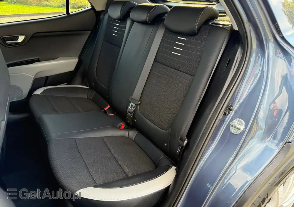 KIA Stonic 1.6 CRDi Platinum Edition