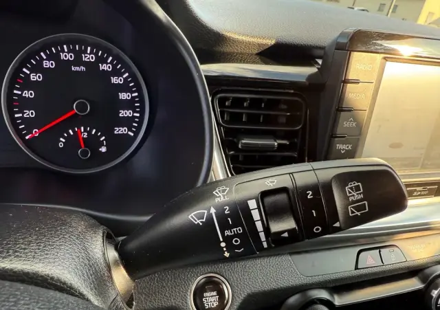 KIA Stonic 1.6 CRDi Platinum Edition