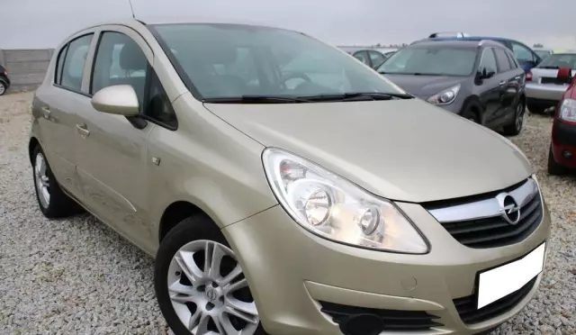 OPEL Corsa 
