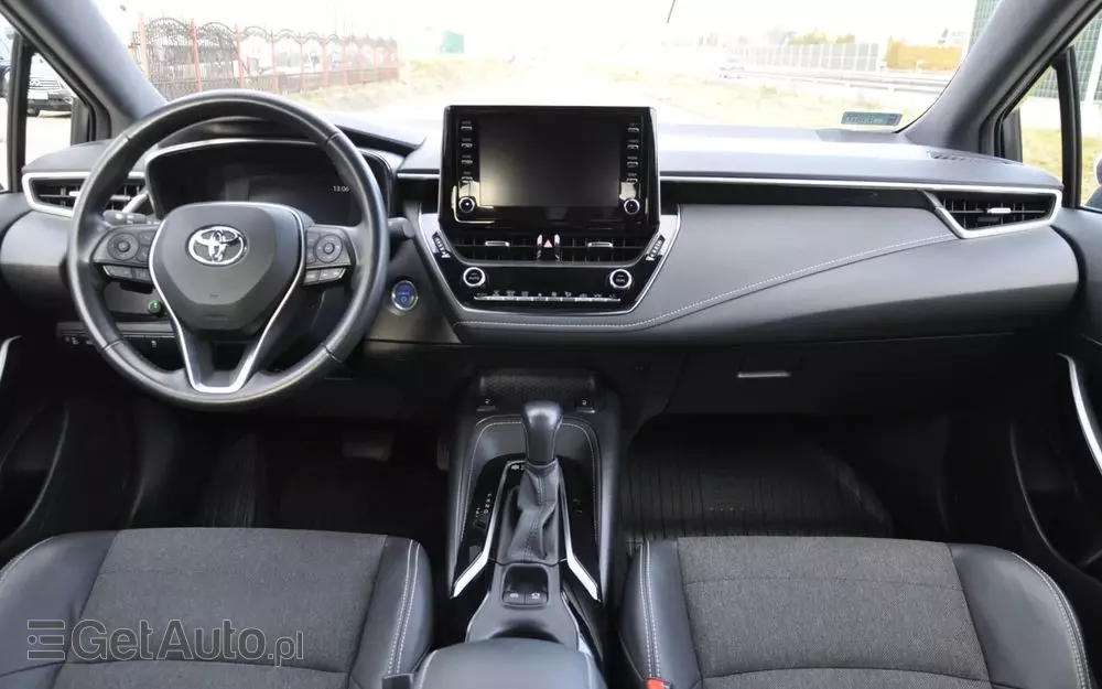 TOYOTA Corolla 2.0 Hybrid Comfort