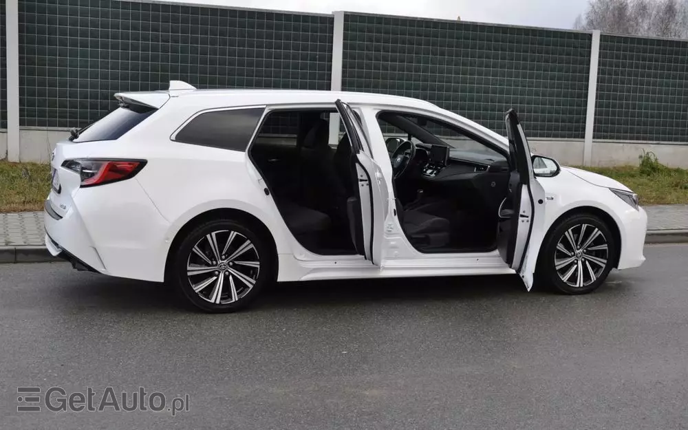 TOYOTA Corolla 2.0 Hybrid Comfort