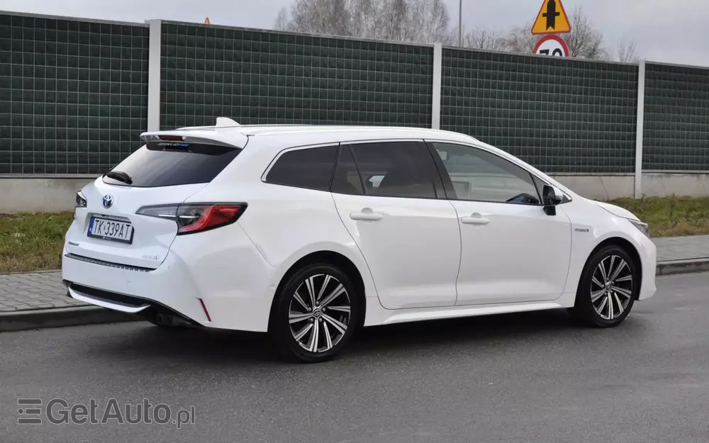 TOYOTA Corolla 2.0 Hybrid Comfort