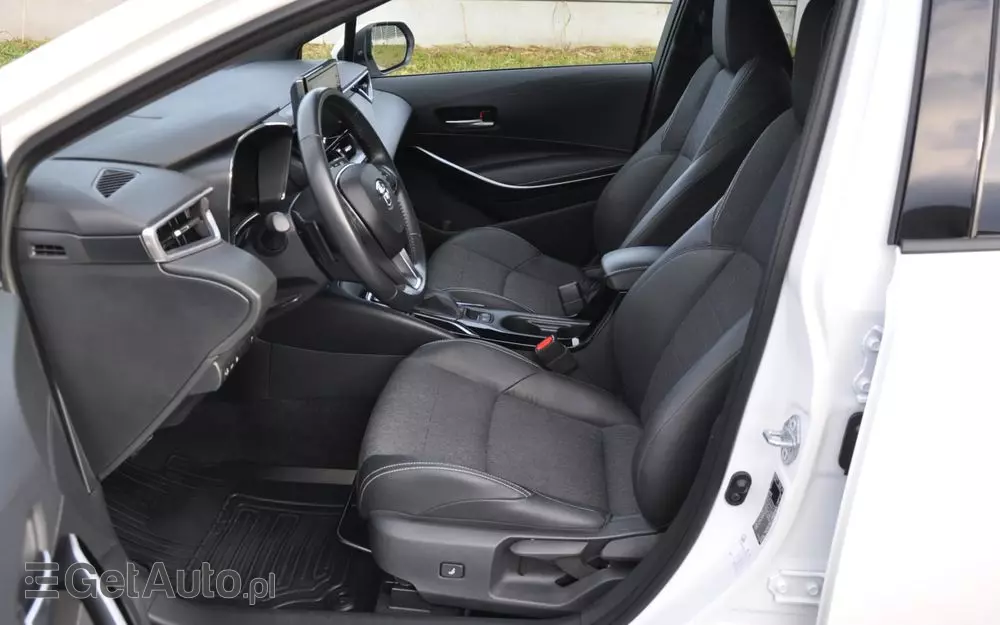 TOYOTA Corolla 2.0 Hybrid Comfort