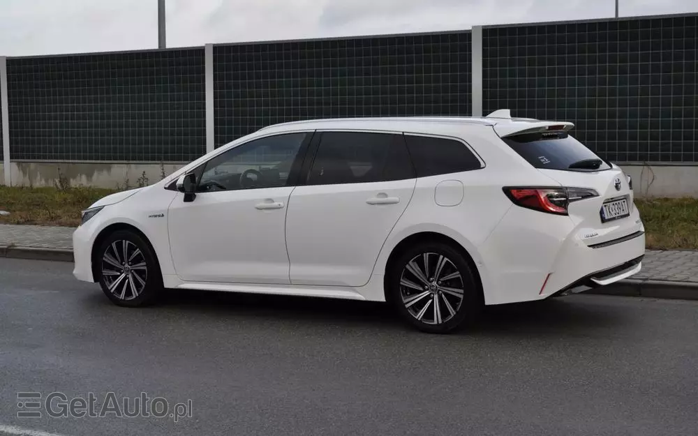 TOYOTA Corolla 2.0 Hybrid Comfort