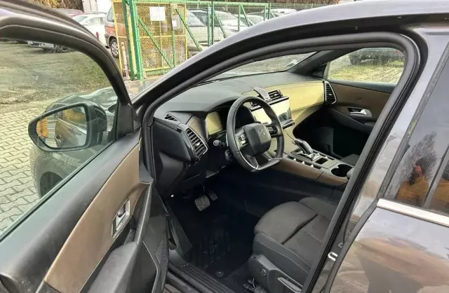 DS Ds7 Crossback 