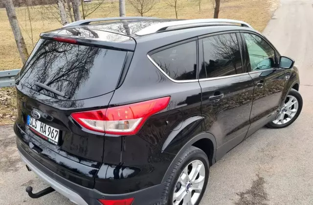 FORD Kuga 