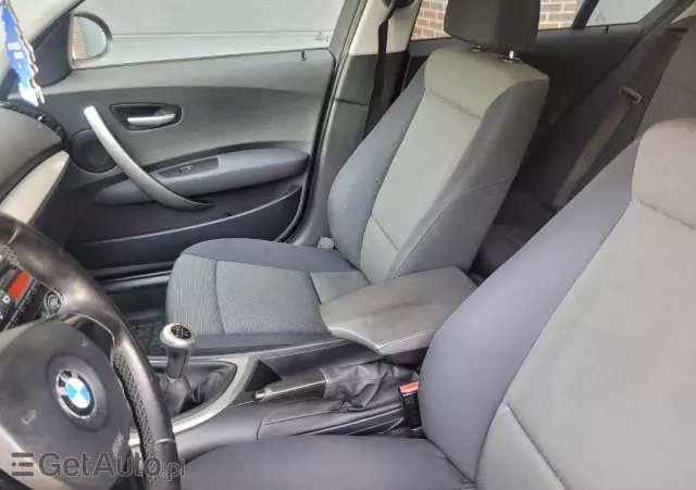 BMW Seria 1 118i
