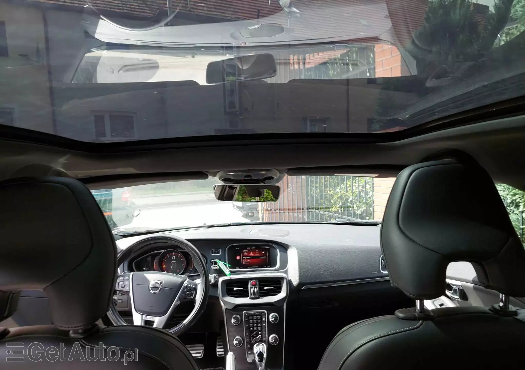 VOLVO V40 T3 Geartronic RDesign