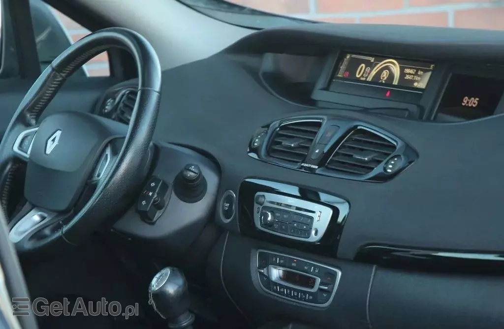 RENAULT Scenic 