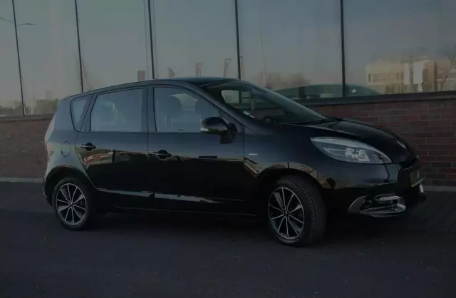 RENAULT Scenic 
