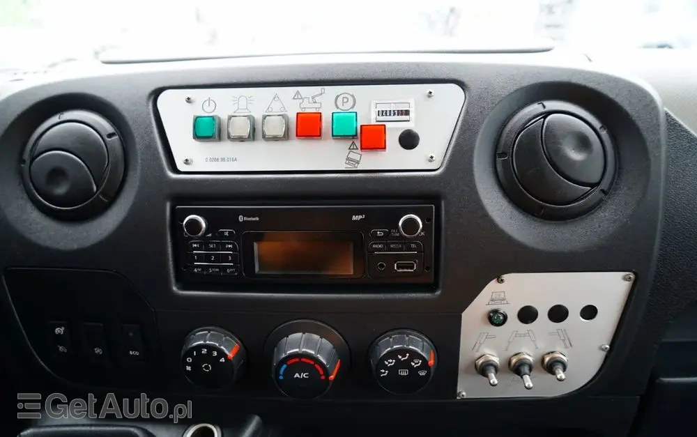 RENAULT MASTER / ZWYŻKA /  PODNOŚNIK KOSZOWY Elevateur 142 TPF  - 14 m / MAX  265 kg / BLASZAK / 