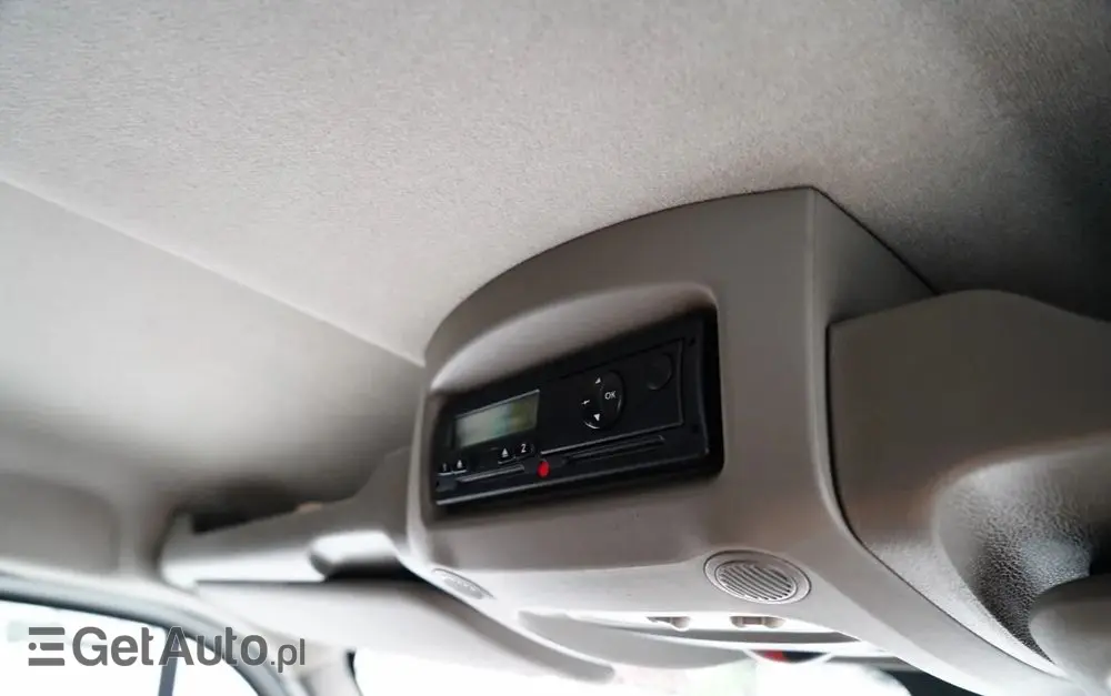 RENAULT MASTER / ZWYŻKA /  PODNOŚNIK KOSZOWY Elevateur 142 TPF  - 14 m / MAX  265 kg / BLASZAK / 