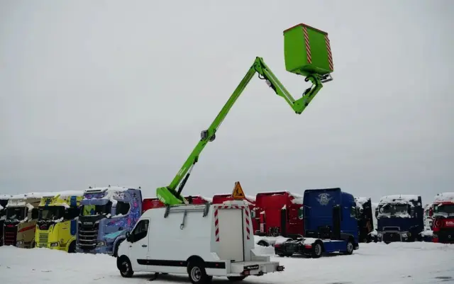 RENAULT MASTER / ZWYŻKA /  PODNOŚNIK KOSZOWY Elevateur 142 TPF  - 14 m / MAX  265 kg / BLASZAK / 