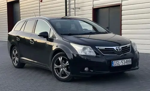 TOYOTA Avensis 