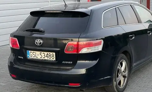TOYOTA Avensis 