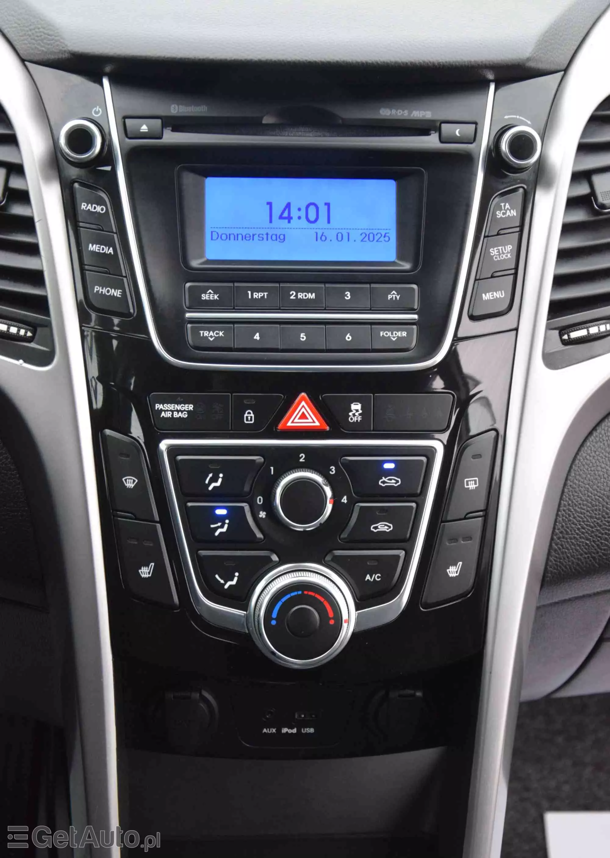 HYUNDAI I30 1.4 Fifa World Cup Edition