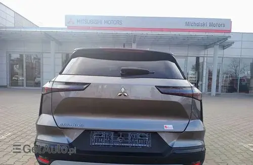 MITSUBISHI Grandis 