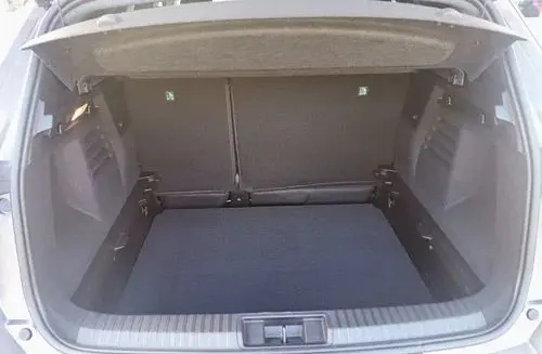 MITSUBISHI Grandis 