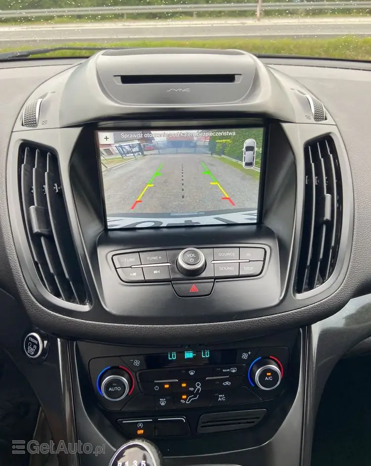 FORD Kuga 1.5 EcoBoost 2x4 SYNC