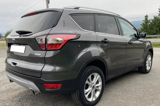 FORD Kuga 1.5 EcoBoost 2x4 SYNC