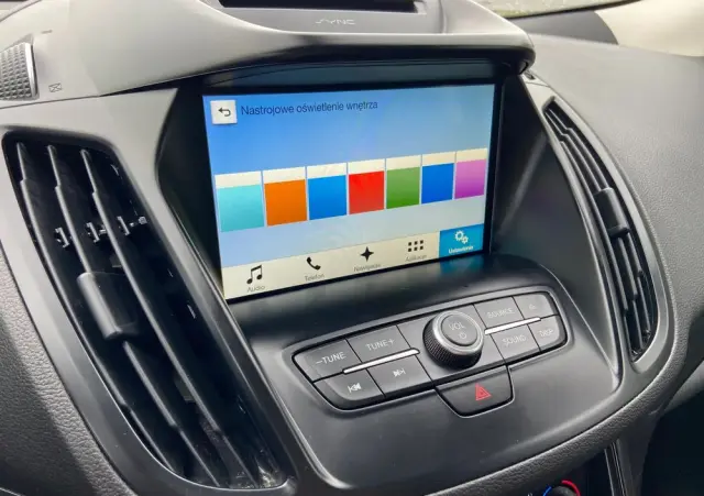 FORD Kuga 1.5 EcoBoost 2x4 SYNC