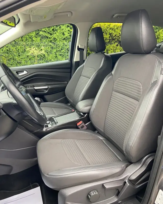 FORD Kuga 1.5 EcoBoost 2x4 SYNC