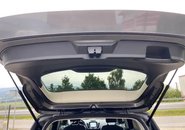 FORD Kuga 1.5 EcoBoost 2x4 SYNC