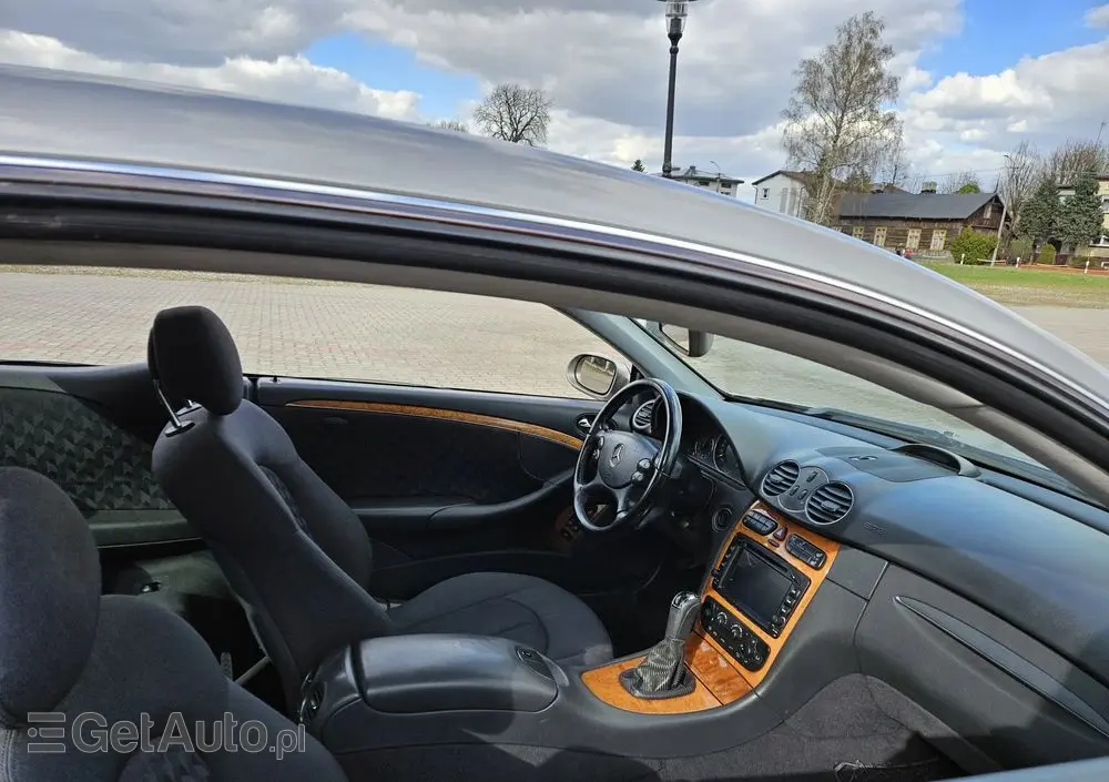 MERCEDES-BENZ CLK 200 Kompressor Avantgarde