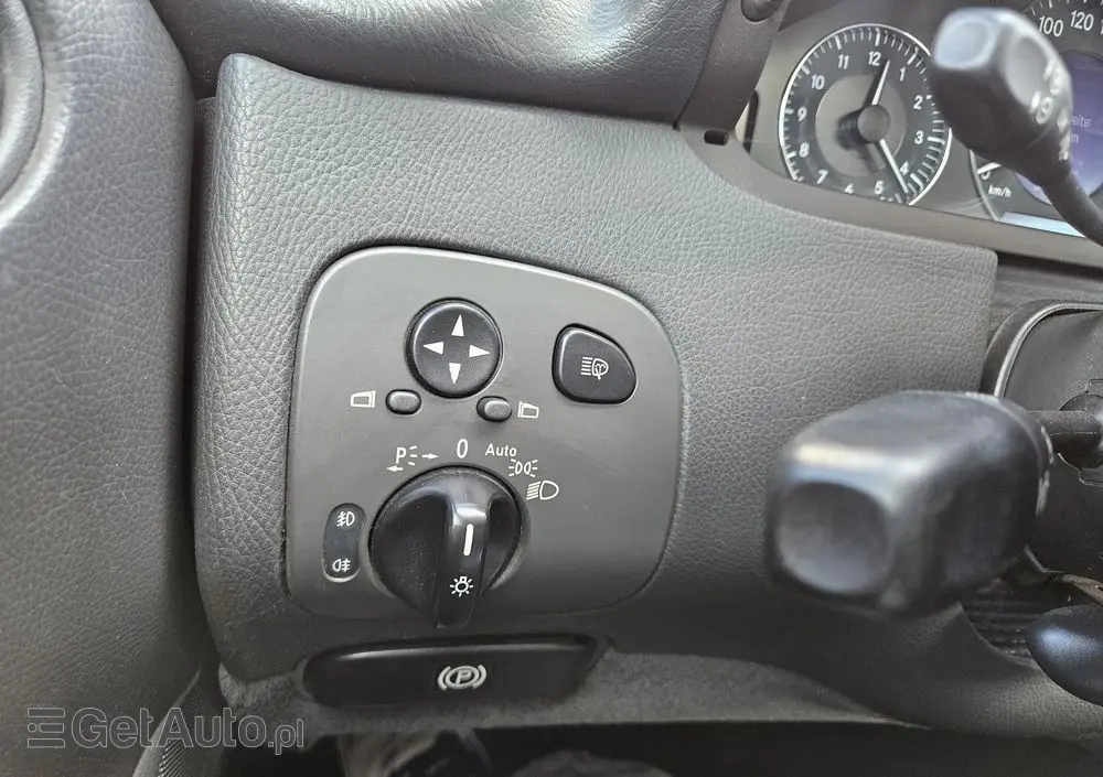 MERCEDES-BENZ CLK 200 Kompressor Avantgarde