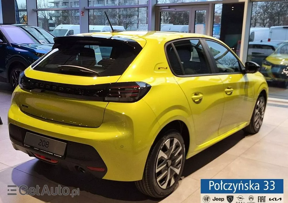 PEUGEOT 208 