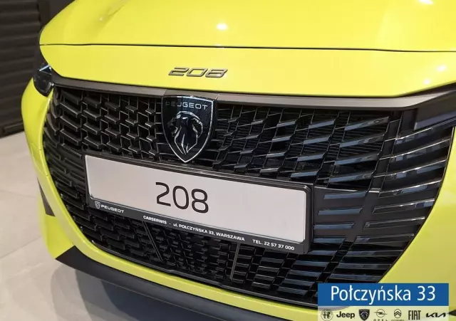 PEUGEOT 208 