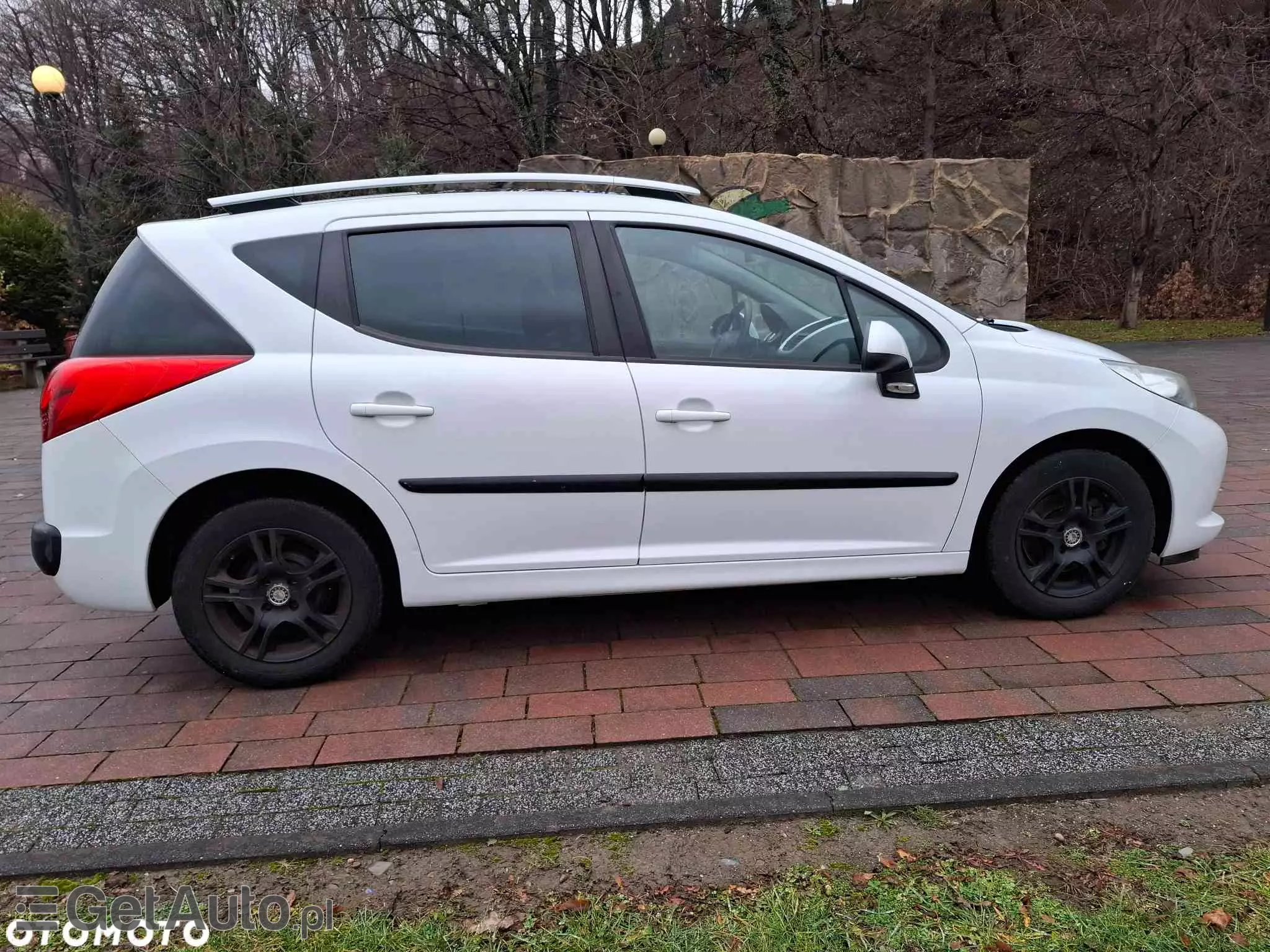 PEUGEOT 207 SW 95 VTi Premium