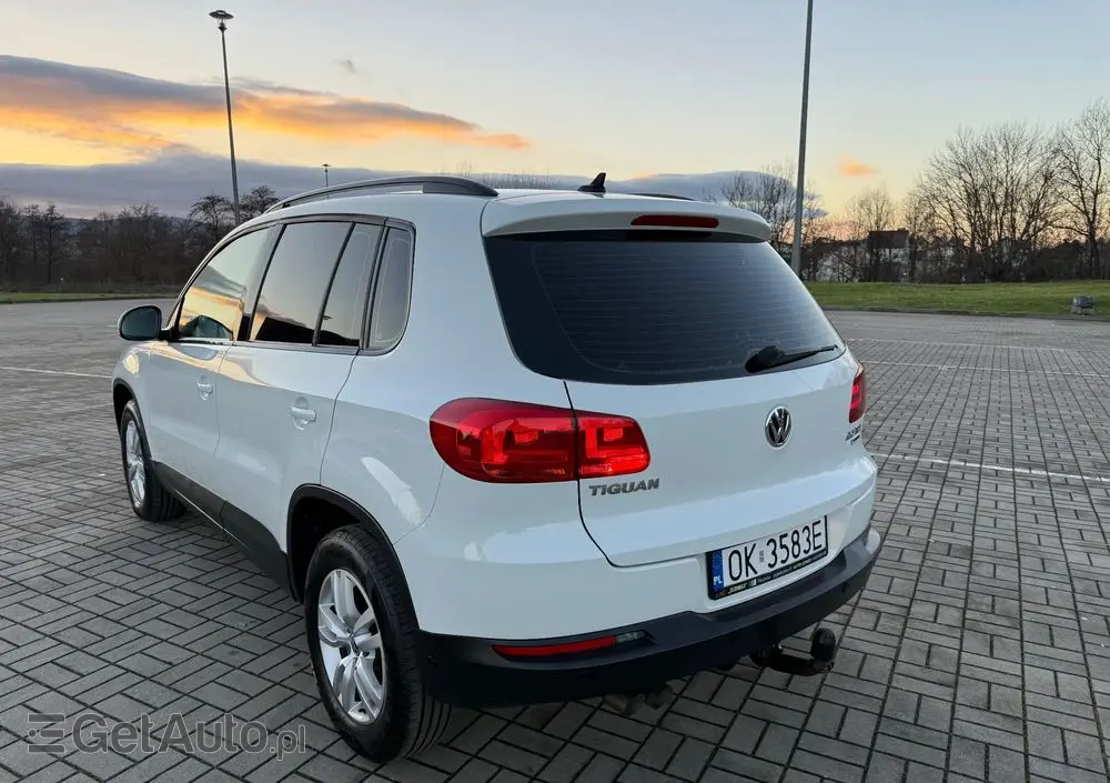 VOLKSWAGEN Tiguan 2.0 TDI DPF BlueMotion Technology Exclusive