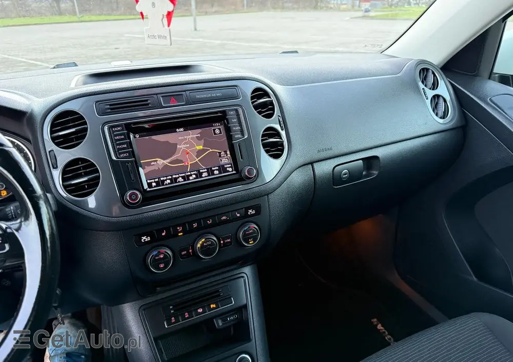 VOLKSWAGEN Tiguan 2.0 TDI DPF BlueMotion Technology Exclusive