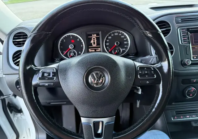 VOLKSWAGEN Tiguan 2.0 TDI DPF BlueMotion Technology Exclusive