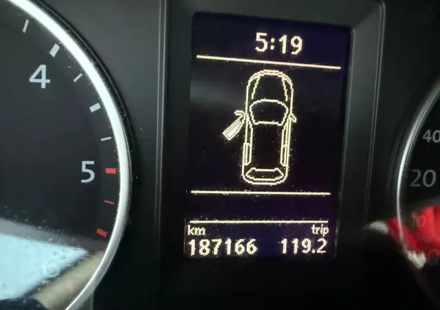 VOLKSWAGEN Tiguan 2.0 TDI DPF BlueMotion Technology Exclusive